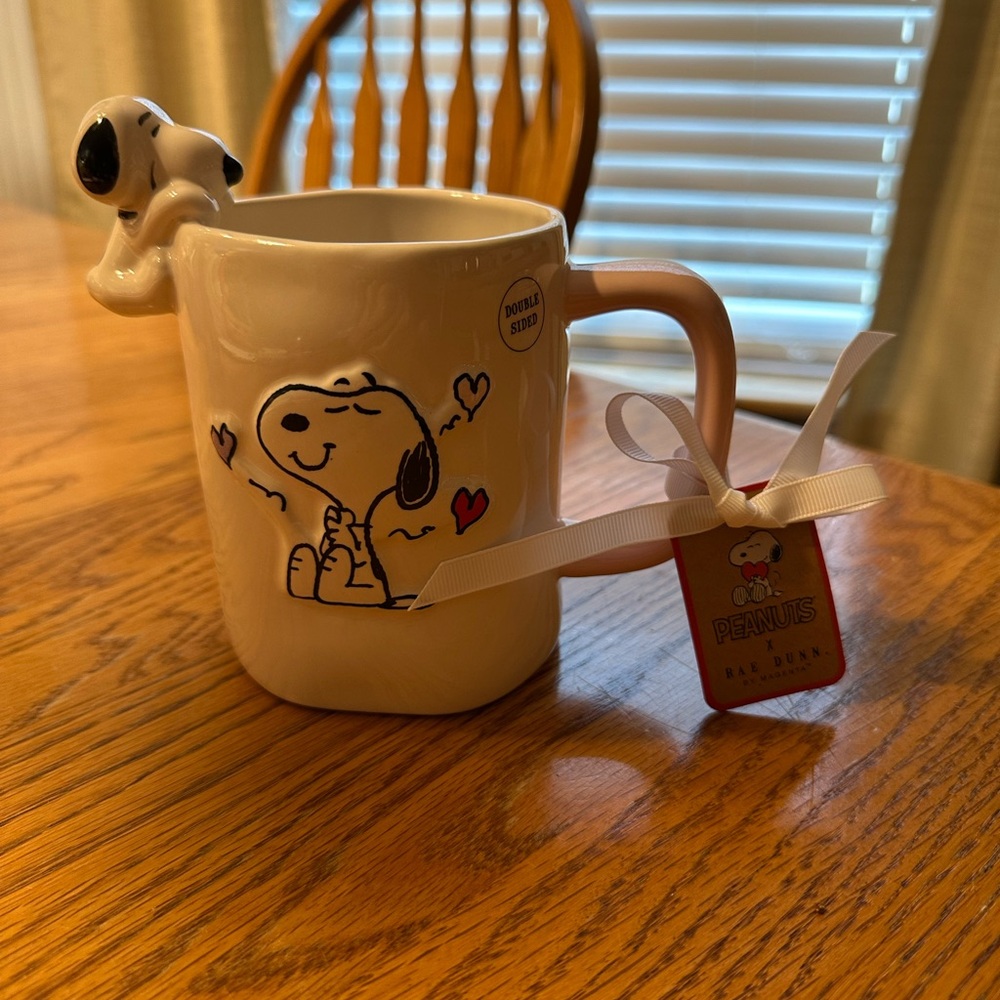 Peanuts Snoopy White Mug